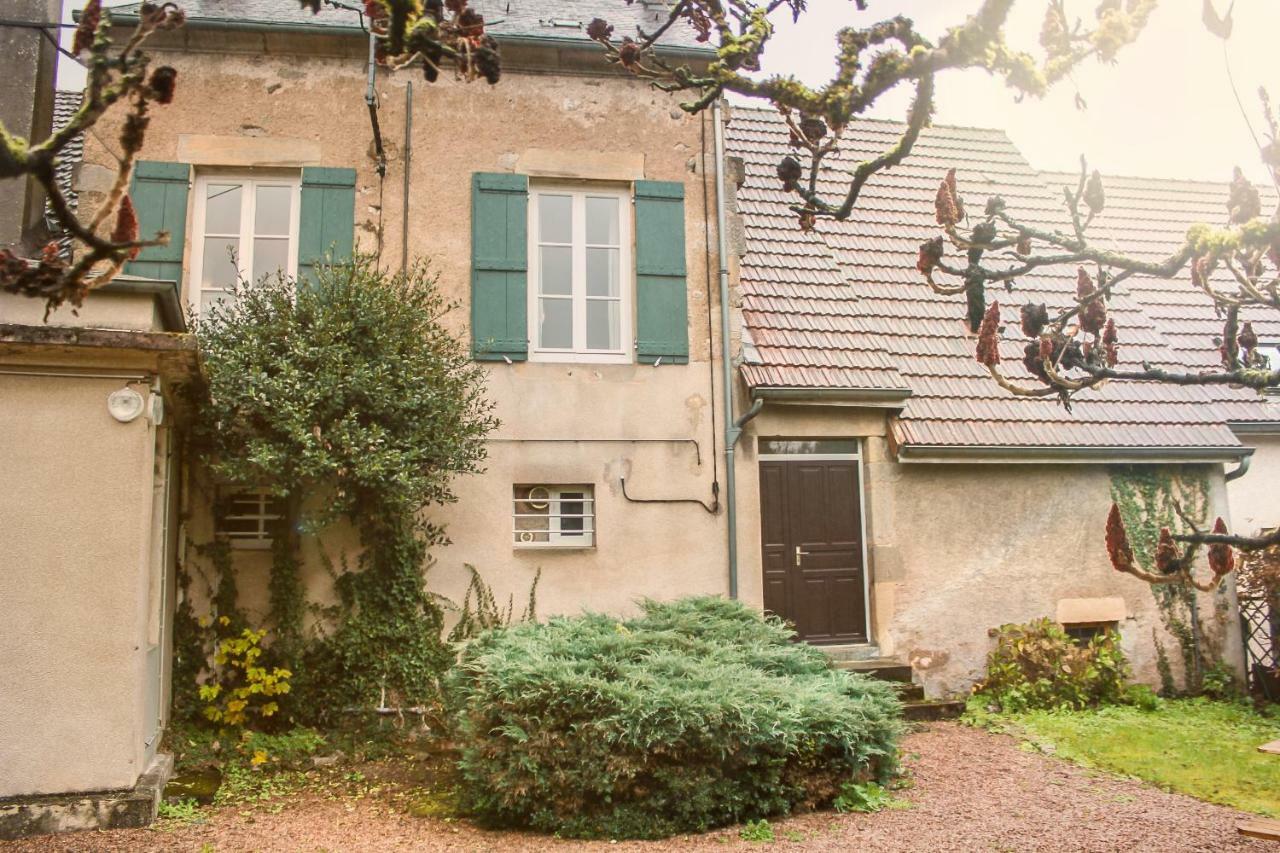 Appartement Passe Partout Lucenay-l'Eveque ภายนอก รูปภาพ