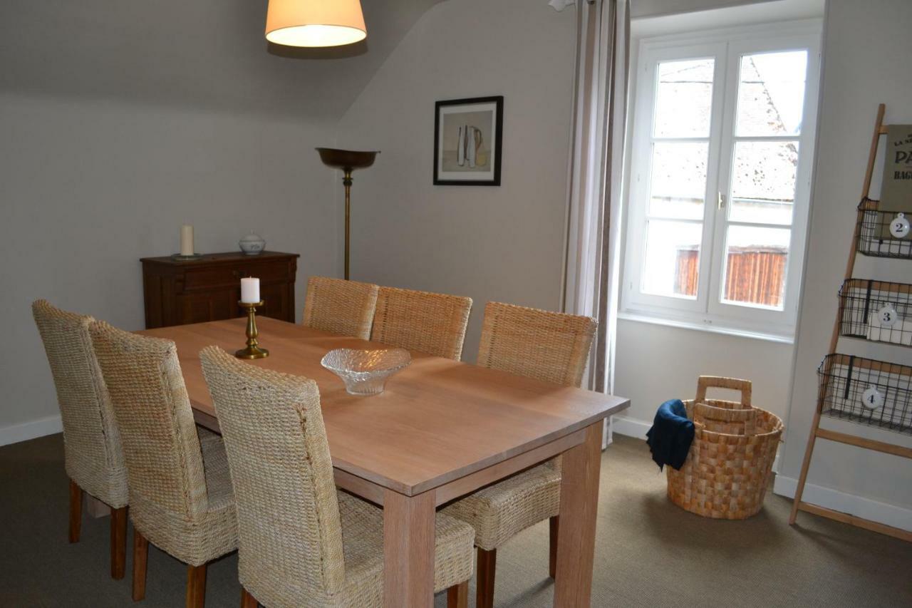 Appartement Passe Partout Lucenay-l'Eveque ภายนอก รูปภาพ